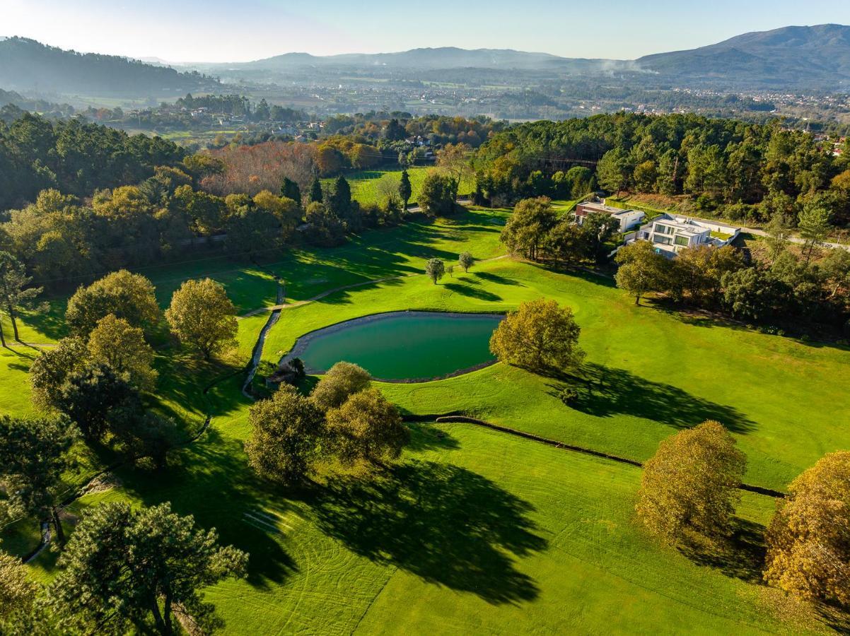 Golf Course - Luxurious Flat T3 - Ponte De Lima Lägenhet Exteriör bild