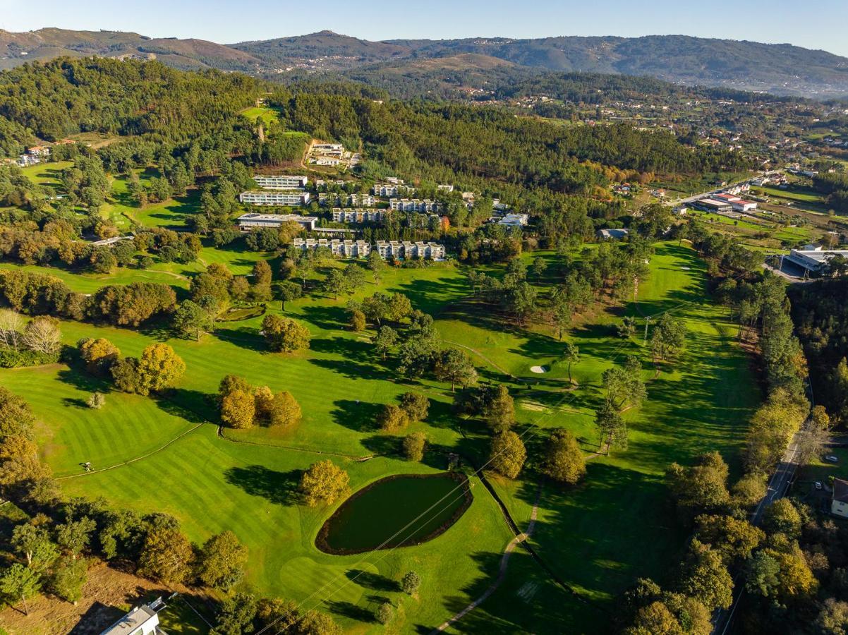 Golf Course - Luxurious Flat T3 - Ponte De Lima Lägenhet Exteriör bild