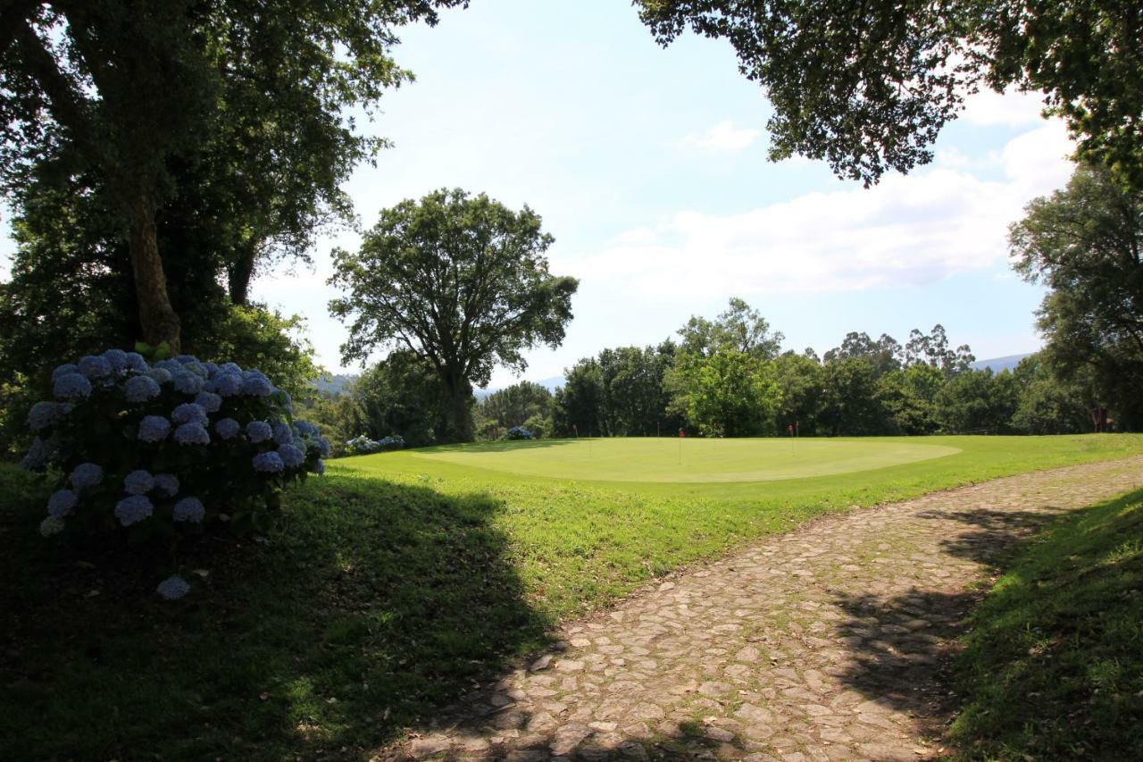 Golf Course - Luxurious Flat T3 - Ponte De Lima Lägenhet Exteriör bild